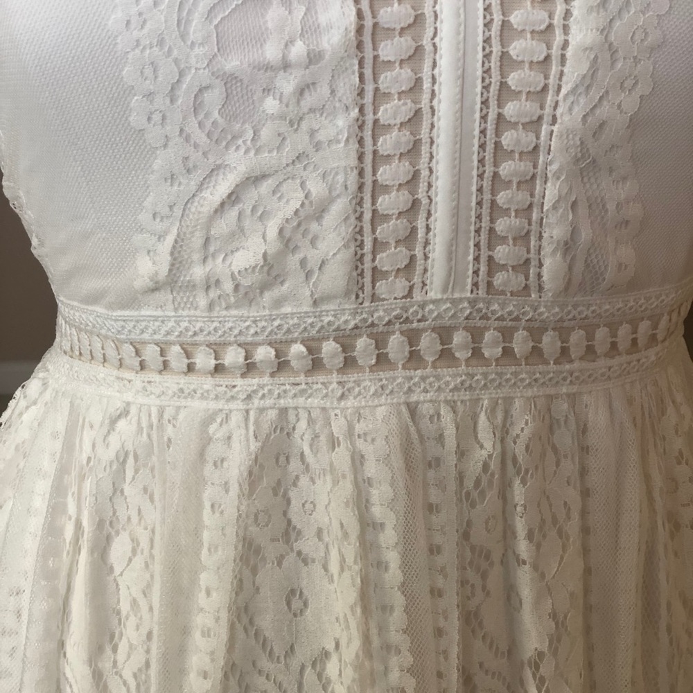 NEW White Lace Boho Short Sleeve Maxi Dress - Picture 4 of 14